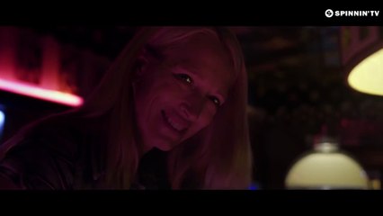 Ummet Ozcan - SuperWave (Official Music Video)