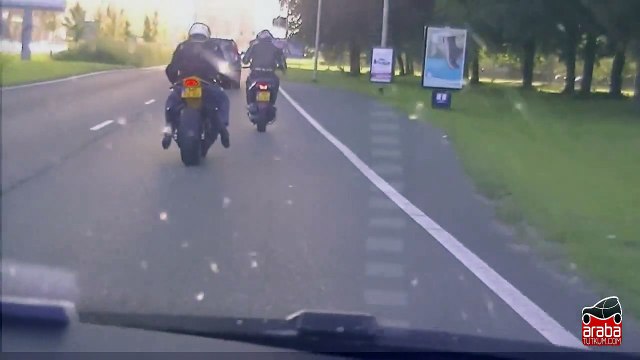 Suzuki GSXR 1000 - Drift - Araba Tutkum