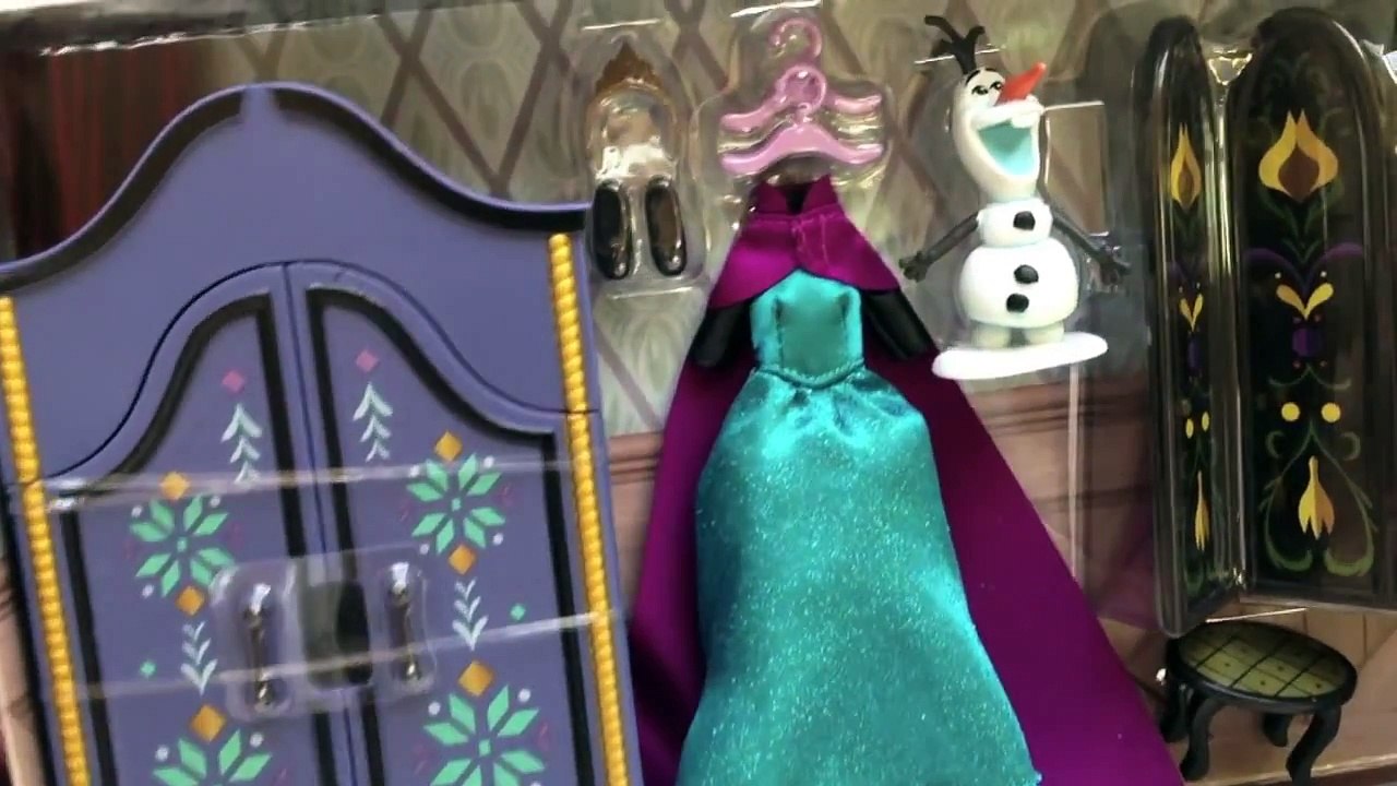 FROZEN Elsa Wardrobe Set Costume Kit Furniture Outfits Shoes Clothing Official Disney Store Dolls