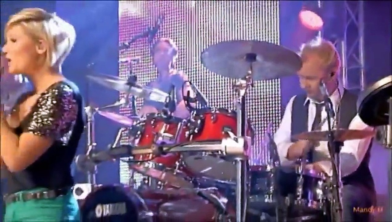 Helene Fischer ---Ich will spüren das ich lebe ---  english subtitles