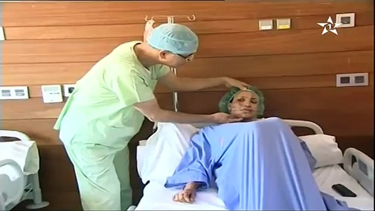 تزوجها بعد أن إغتصبها فقرر أن يشوه وجهها وجسدها‬   AZKIF TV