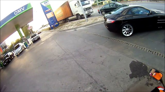 McLaren SLR vs CBR 1000RR Repsol - Araba Tutkum