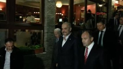 Arnavutluk Başbakanı Rama, Prizren'de Coşku ile Karşılandı