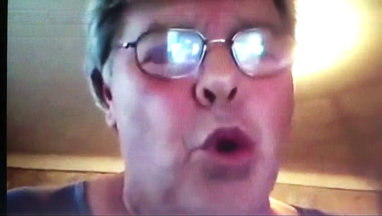 la fille aux yeux clairs interpréter par Daniel Jean