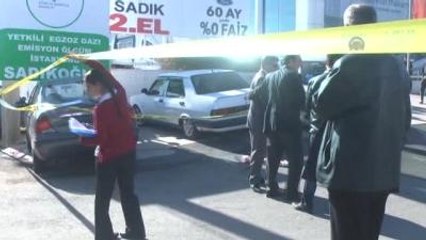 Barışma Teklifini Kabul Etmeyen Kadını Öldürdü