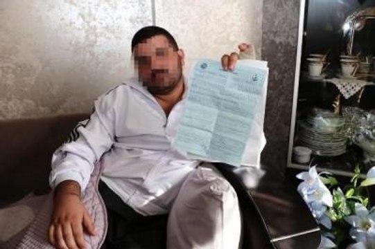 Polis Merkezinde Maden Suyu Şişeli İşkence