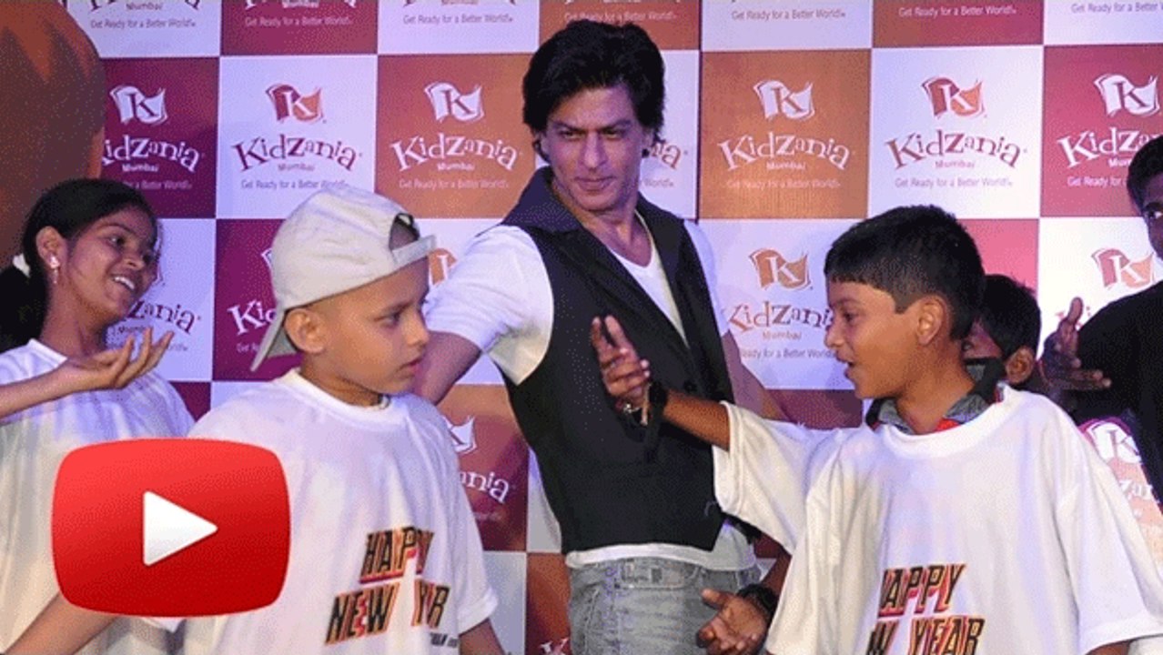 Shahrukh Khan CELEBRATES Childrens Day With KIDS