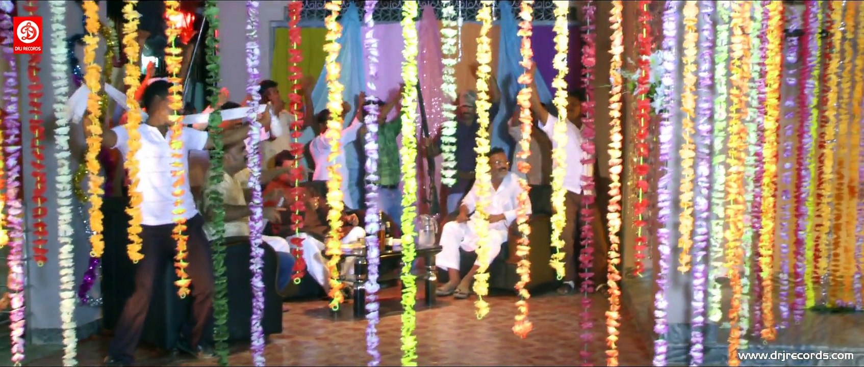 Garmi Naikhe Tohra | Video Song | Bhojpuriya Nayak The Boss | Indu Sonali