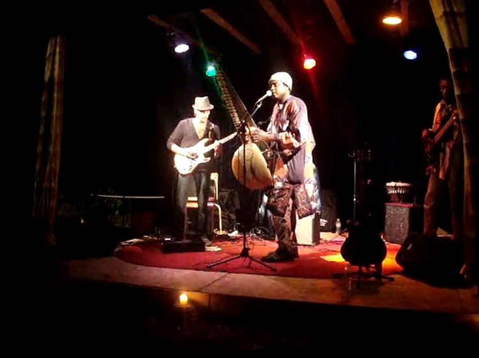 " Mandé Tilé " Parc de la BD Parc à Cheverny Août 2014