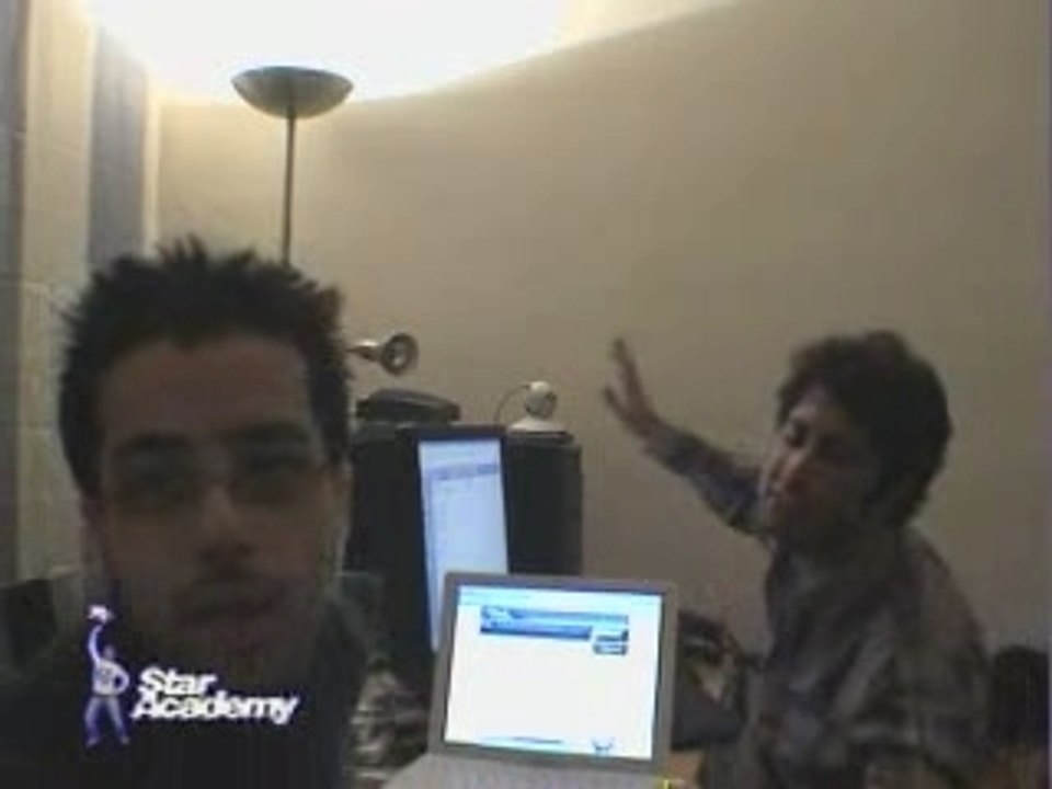 Est ce que tu viens pour les vacances?