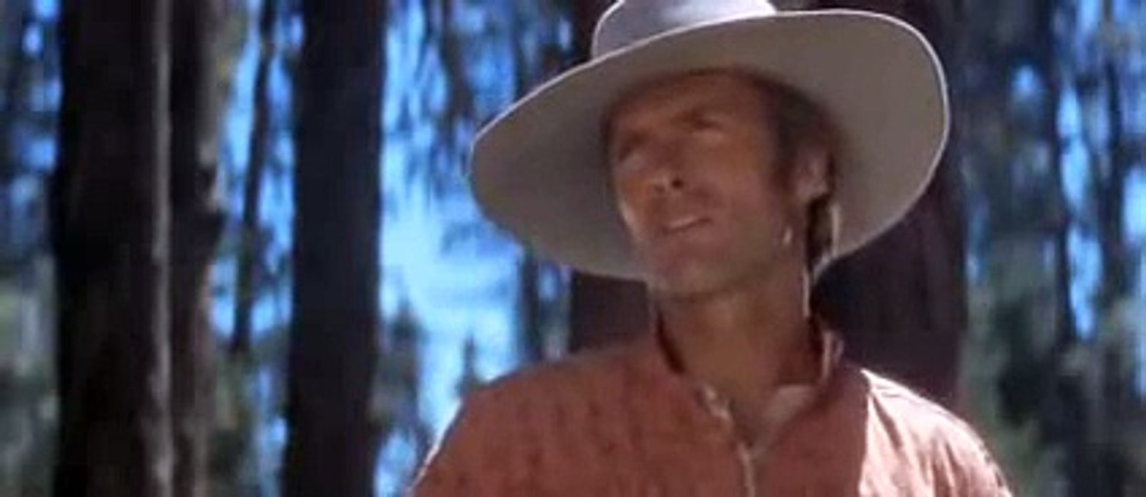 Clint Eastwood chante "I Talk To the Trees"