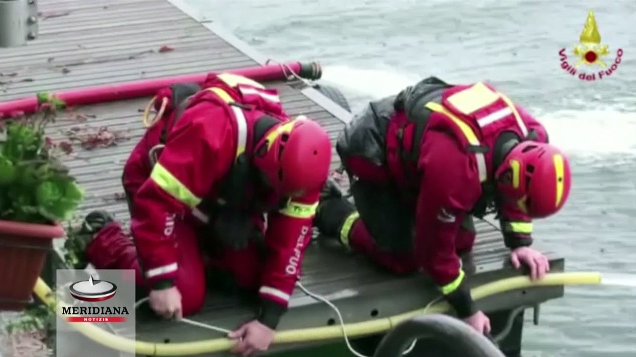 Maltempo in Lombardia, nelle immagini dei Vigili del fuoco l’esondazione Lago Maggiore
