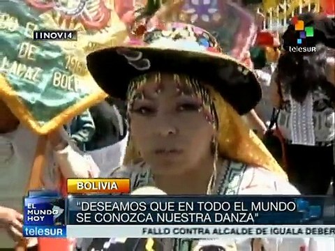 Realizan cruzada en defensa de las danzas bolivianas en La Paz