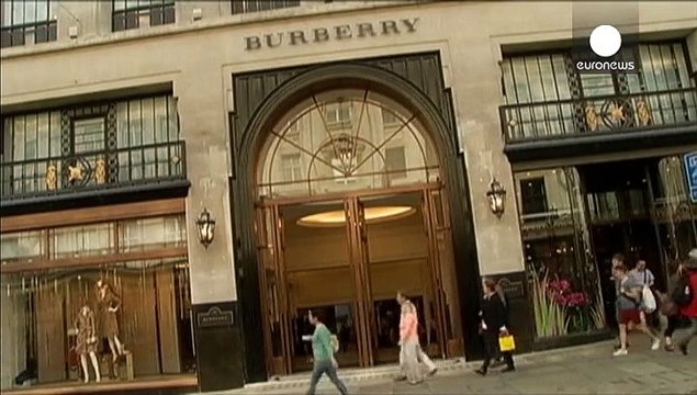 Burberry: utili lordi in calo nel primo semestre