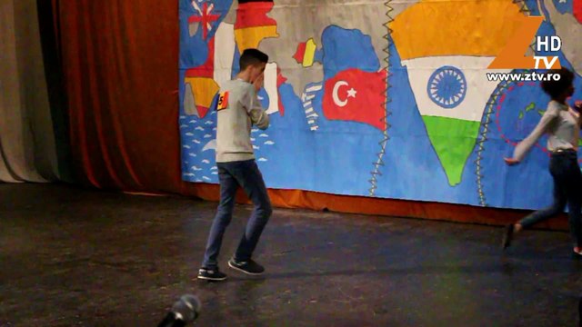 Balul Bobocilor la Colegiul Tehnic API - partea 4