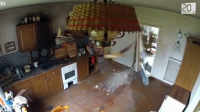 Ne pas lancer une bouteille de gaz dans une maison