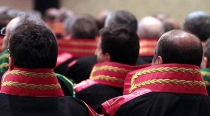 Hakim ve Savcıların Maaşlarına 1154 TL Zam