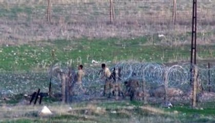 Cizre'de Askerler de Çocuklara Taşla Karşılık Verdi