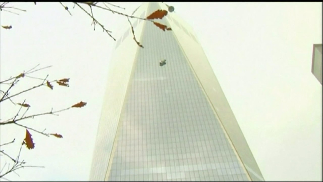 Sauvetage de deux laveurs de carreaux coincés au 69e étage du One World Trade Center