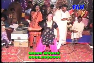 Sohnay Lagday Khulay Wall, Punjabi Dhol Geet, Gawan Mahiay, Wedding Dance Mehfil Mujra