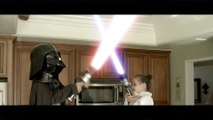 Des bébés jedi se battent pour un cupcake! Bébé Léia contre bébé Dark Vador