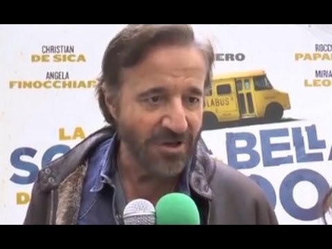 Napoli - De Sica presenta il film ''La scuola più bella del mondo'' (11.11.14)