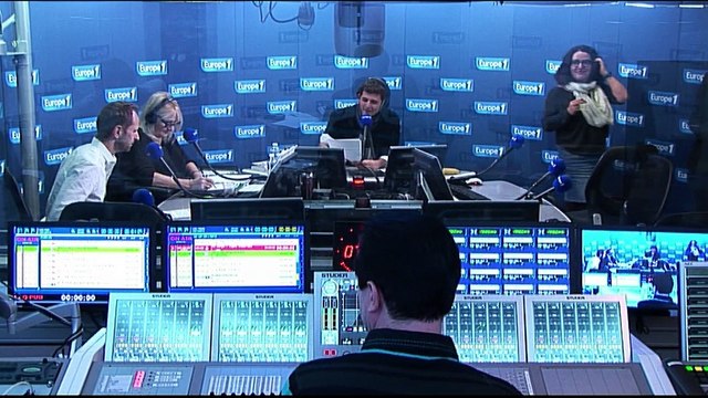 La loi qui permet de donner des consignes aux procureurs existe toujours