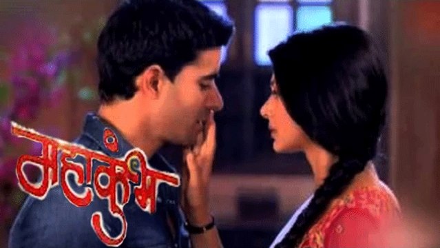 Gautam Rode ROMANCES Payal Rajput in Mahakumbh