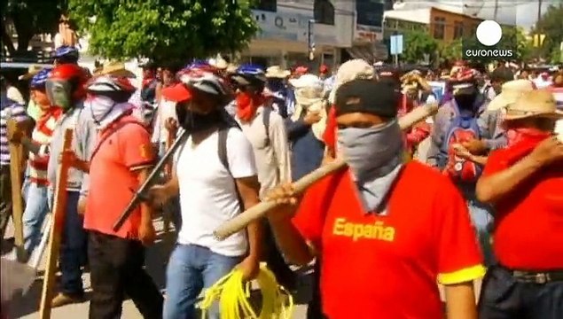 Ismét az eltűnt diákok miatt tüntettek Mexikóban