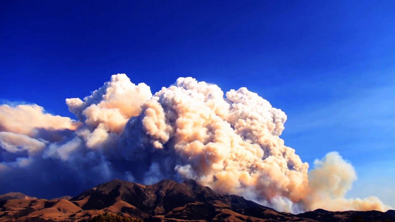 Yellowstone National Park Forest Fire - Time Lapse