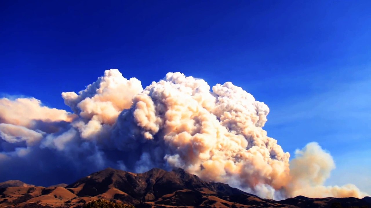 Yellowstone National Park Forest Fire - Time Lapse