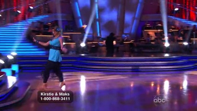 Kirstie Alley & Maksim Chmerkovskiy - Salsa