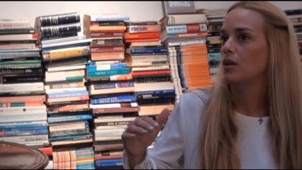 Lilian Tintori asegura que Pablo Iglesias debe pedir la libertad de su esposo