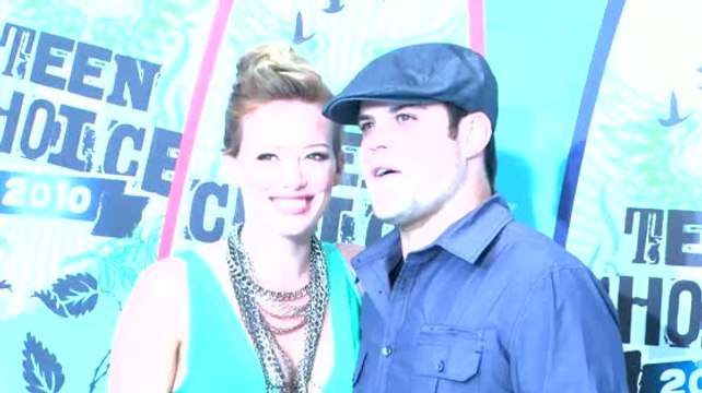 Hilary Duff Says She & Mike Comrie Want To Fight For Happiness