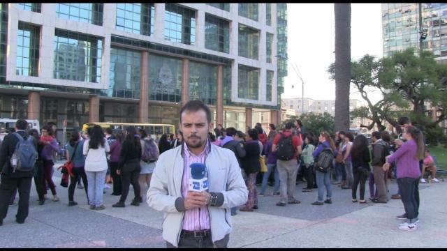Informe a Cámara: Feministas uruguayas exigen con ruido medidas contra la violencia machista