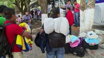Pais de jovens desaparecidos fazem caravanas no México
