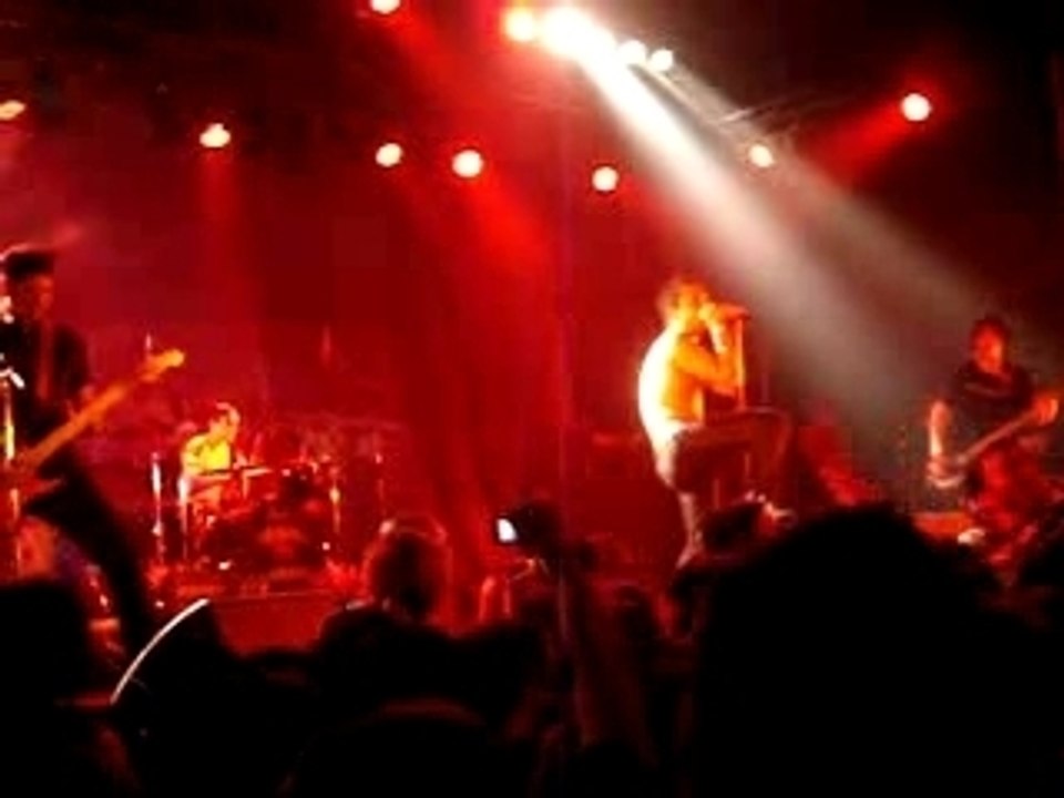 BILLY TALENT RED FLAG