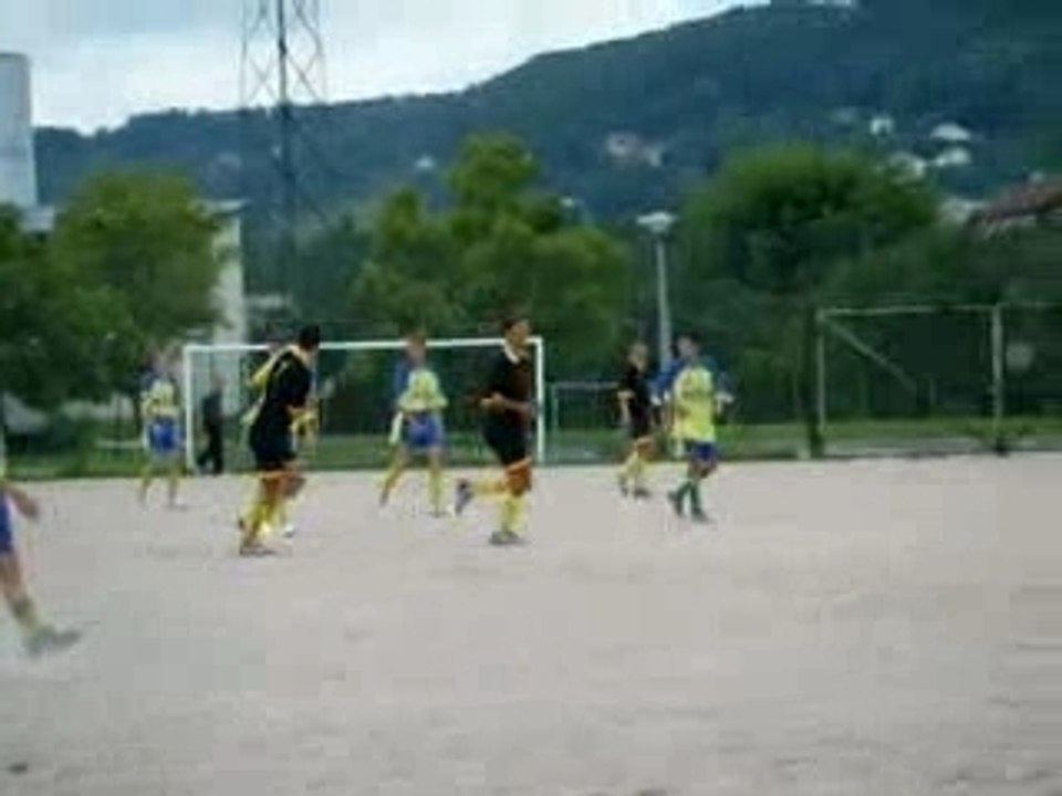 Penalty.Jean