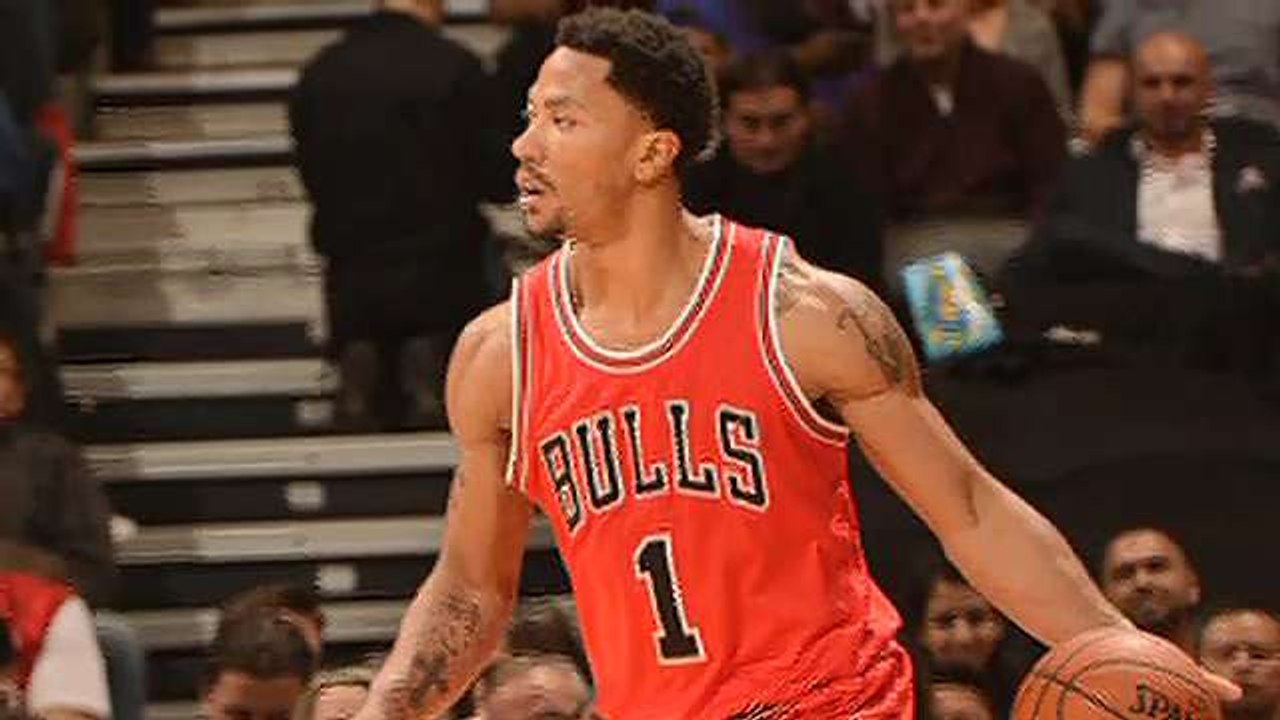 Derrick Rose Injured in Bulls' Win