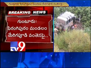 Jeep hits lorry , 2 die in Guntur