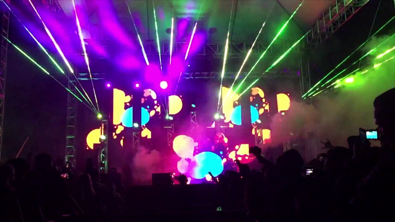 KASKADE with nu-salt laser light shows in North Shore Hawaii Turtle Bay Resort