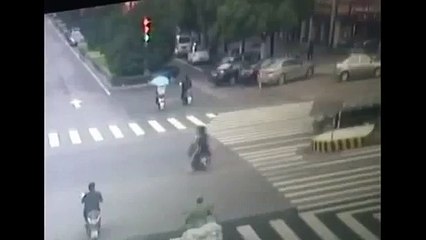 Funny Videos Accidents Fail Compilation - Funny Clips 2014