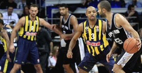 Fenerli Basketçi Taraftarlara "Salak" Dedi