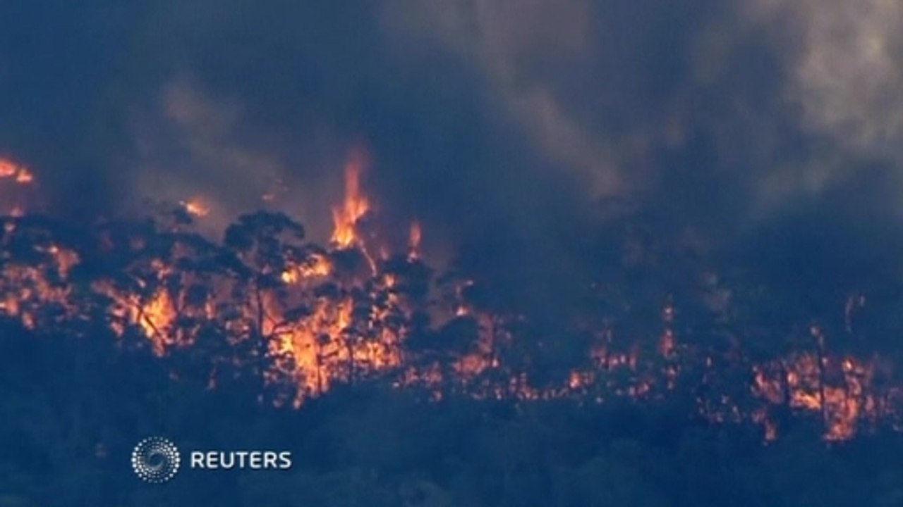 Bushire blazes in Australia
