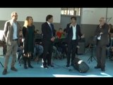 Napoli - De Magistris inaugura la palestra della scuola Minniti -2- (13.11.14)