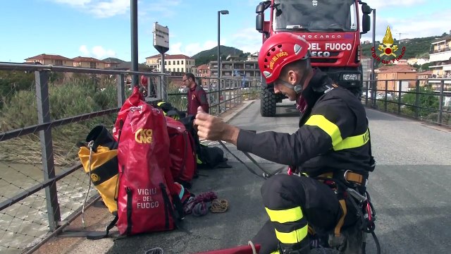 Genova - Effettuata la disostruzione del Ponte della Maddalena (13.11.14)