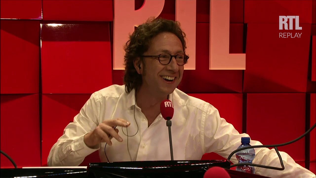 Pour son anniversaire, Stéphane Bern nous confie des moments drôles de sa vie dans les rumeurs du net