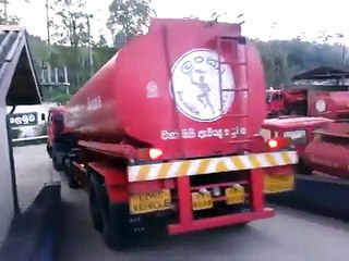 Fuel Truck Makes Insanely Sharp U Turn  Video