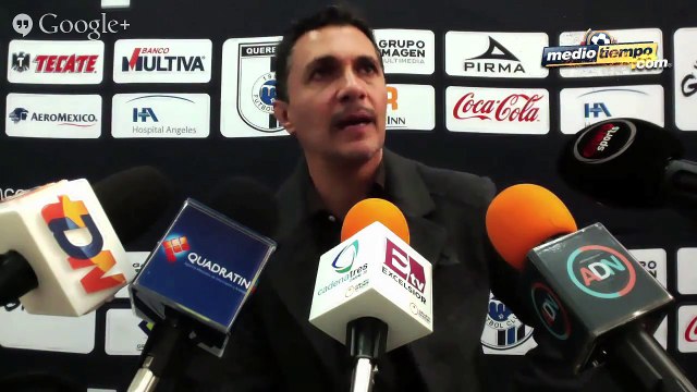 Ronaldinho seguirá en Querétaro: Adolfo Ríos