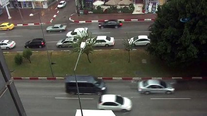 Hava karardı gündüz gece oldu